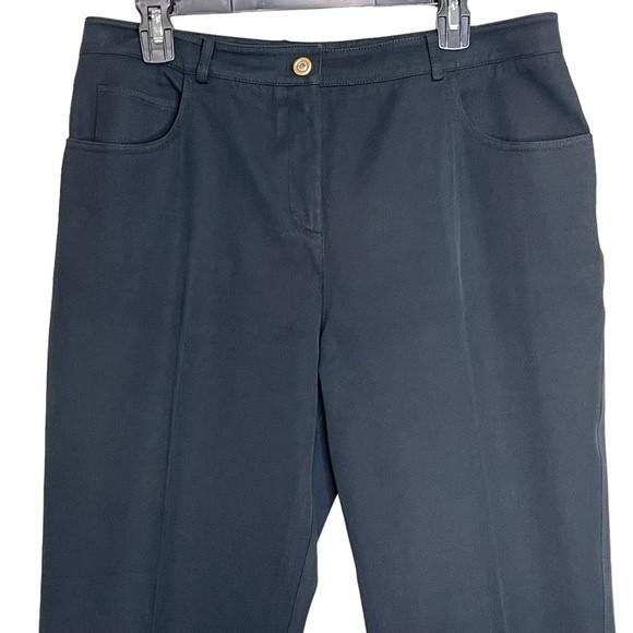 St John Sport Straight Black Crop Jeans Pants Metal Tag Logo 5 Pockets Size 12 - Picture 3 of 14